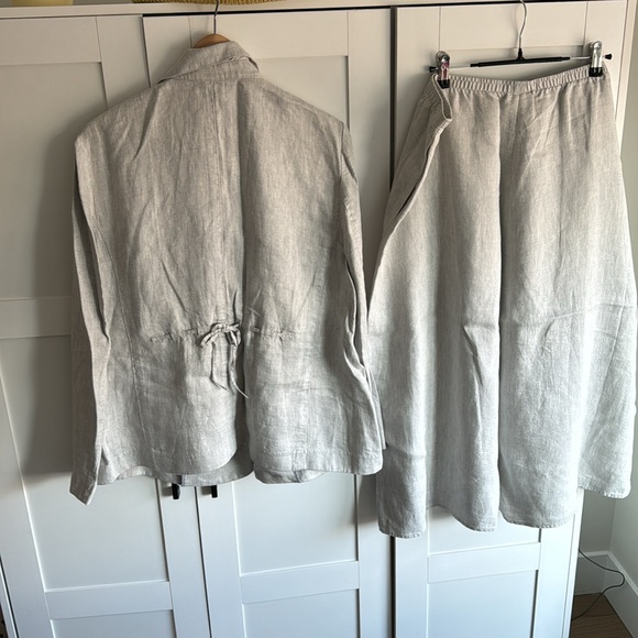 J. Jill Women’s Linen Blazer and Skirt Set - Picture 7 of 10